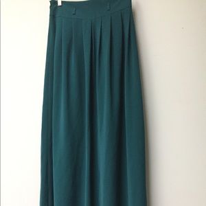 Pretty olive green skirt